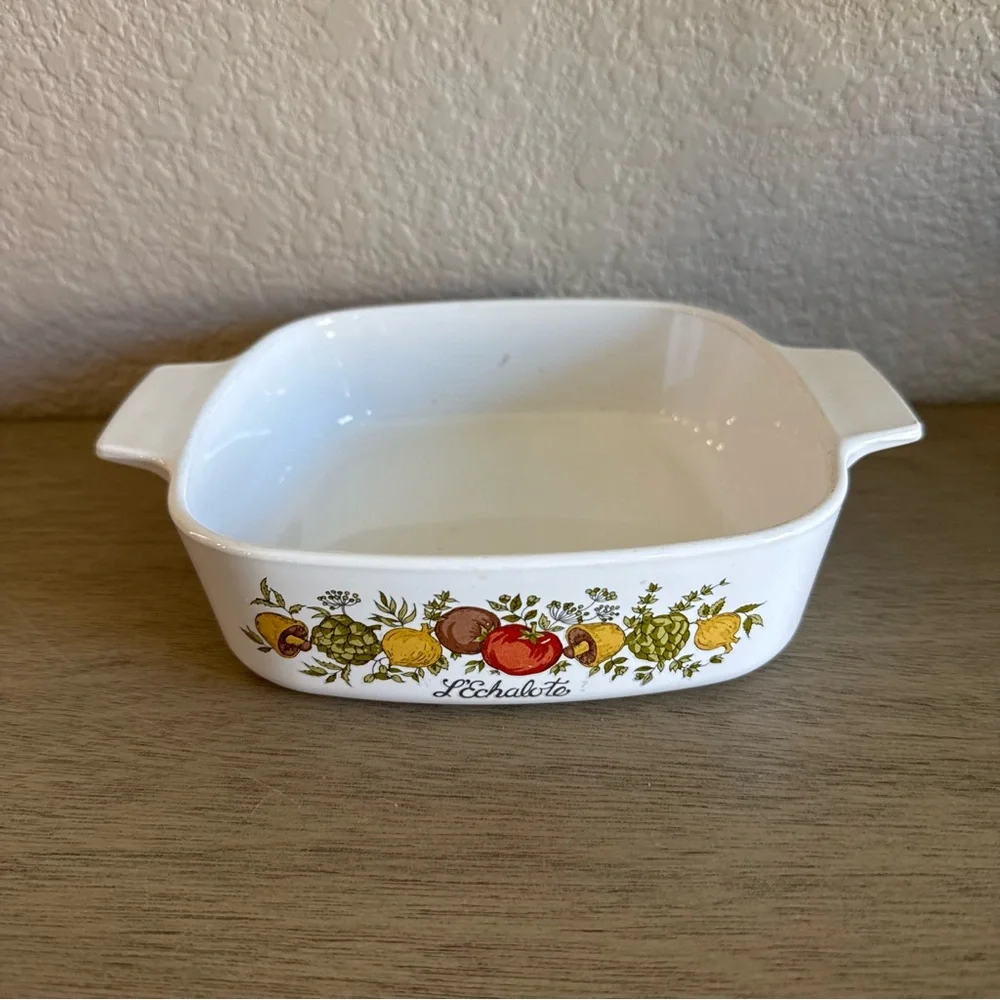 White‎ Vintage Bakeware Collection corningware